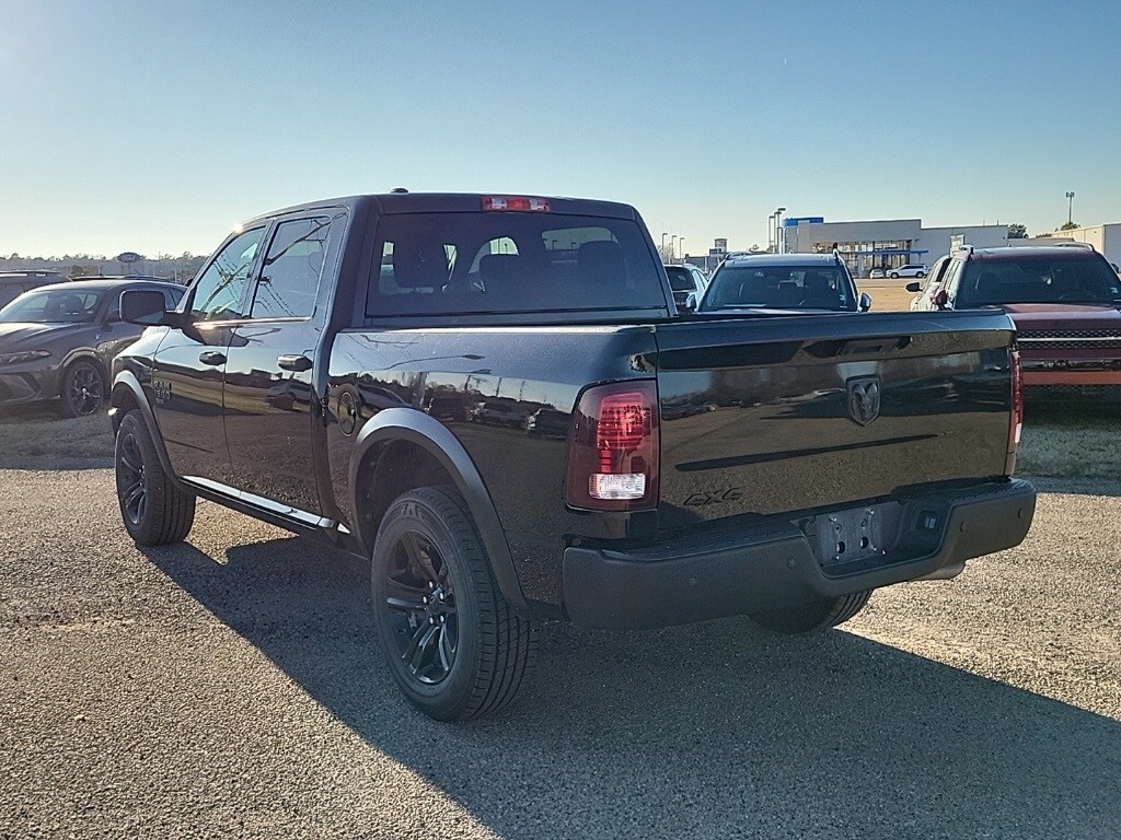 2024 Ram 1500 Classic SLT photo 3