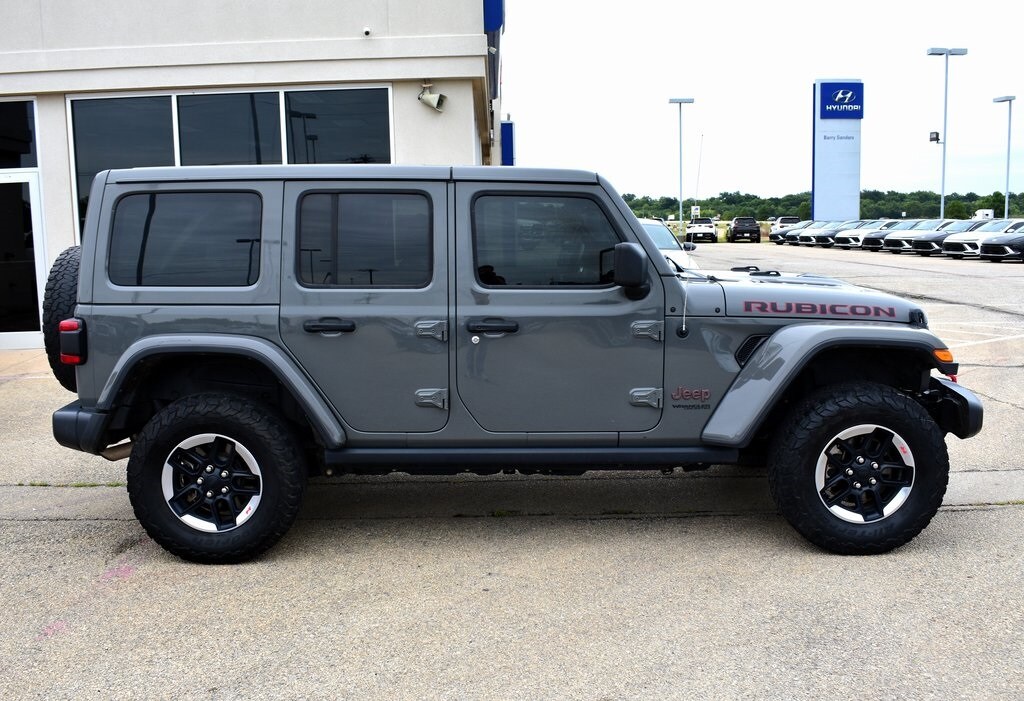2019 Jeep Wrangler Unlimited Rubicon photo 2