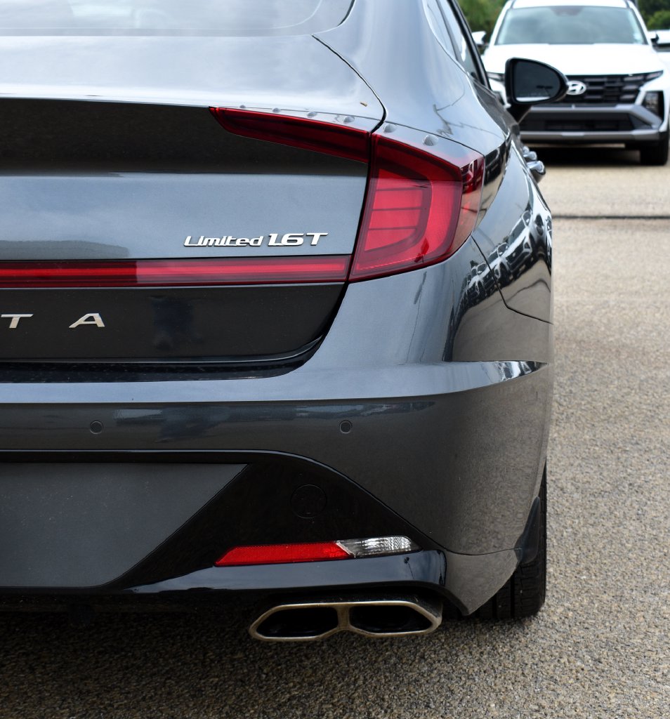 2022 Hyundai Sonata Limited - Photo 11