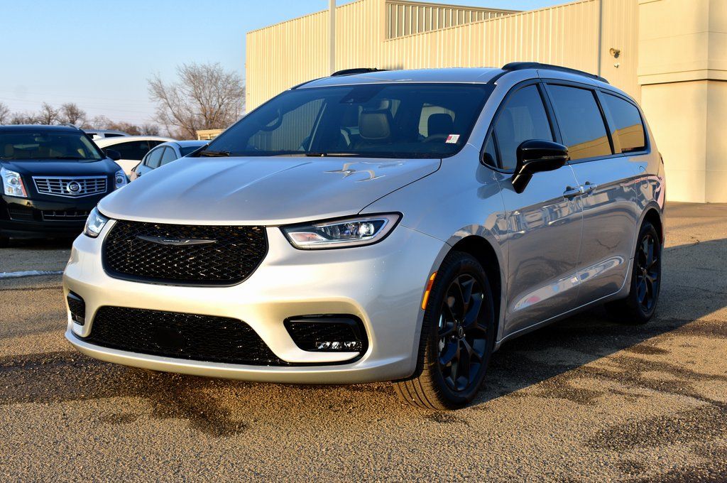 2026 Chrysler Pacifica