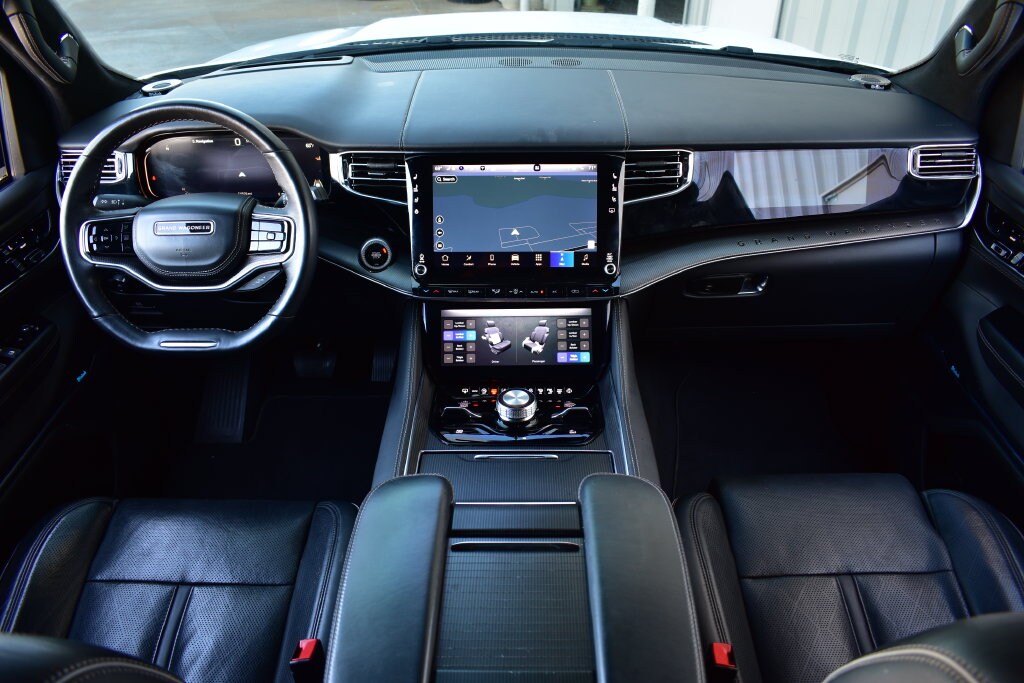 2024 Jeep Grand Wagoneer Series II - Photo 39