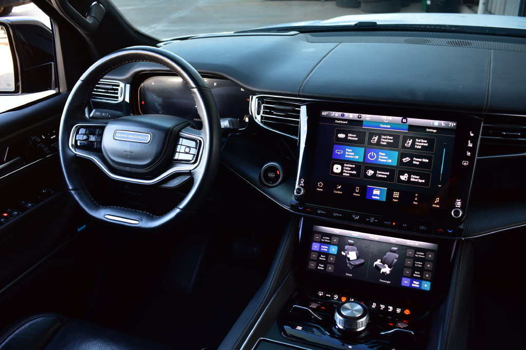 2024 Jeep Grand Wagoneer Series II - Photo 42