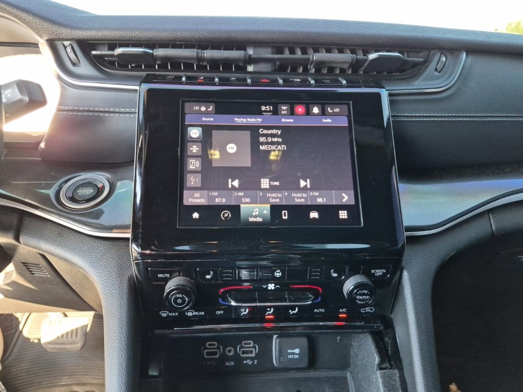 2023 Jeep Grand Cherokee Altitude - Photo 10