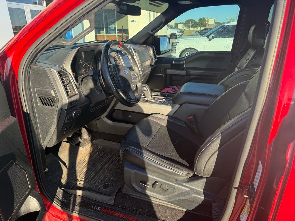 2020 Ford F-150 Raptor photo 3