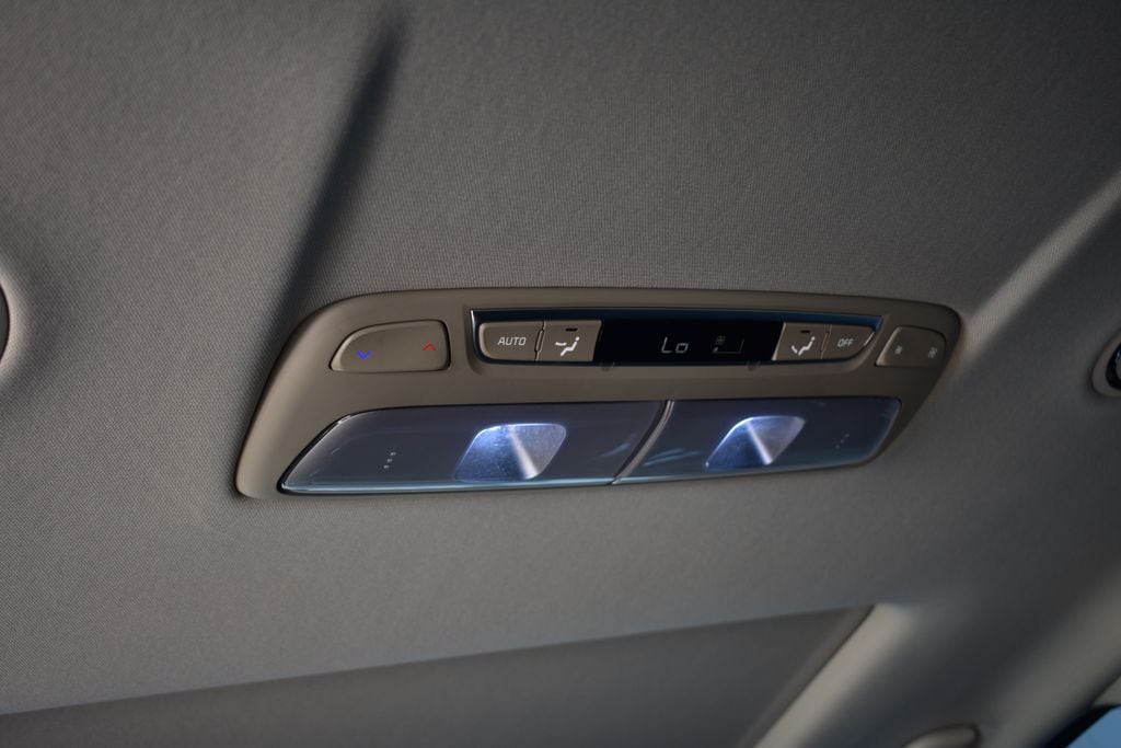 2025 Kia Telluride S - Photo 26