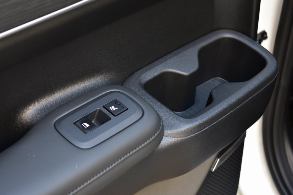 2025 Hyundai Santa Fe Limited - Photo 21