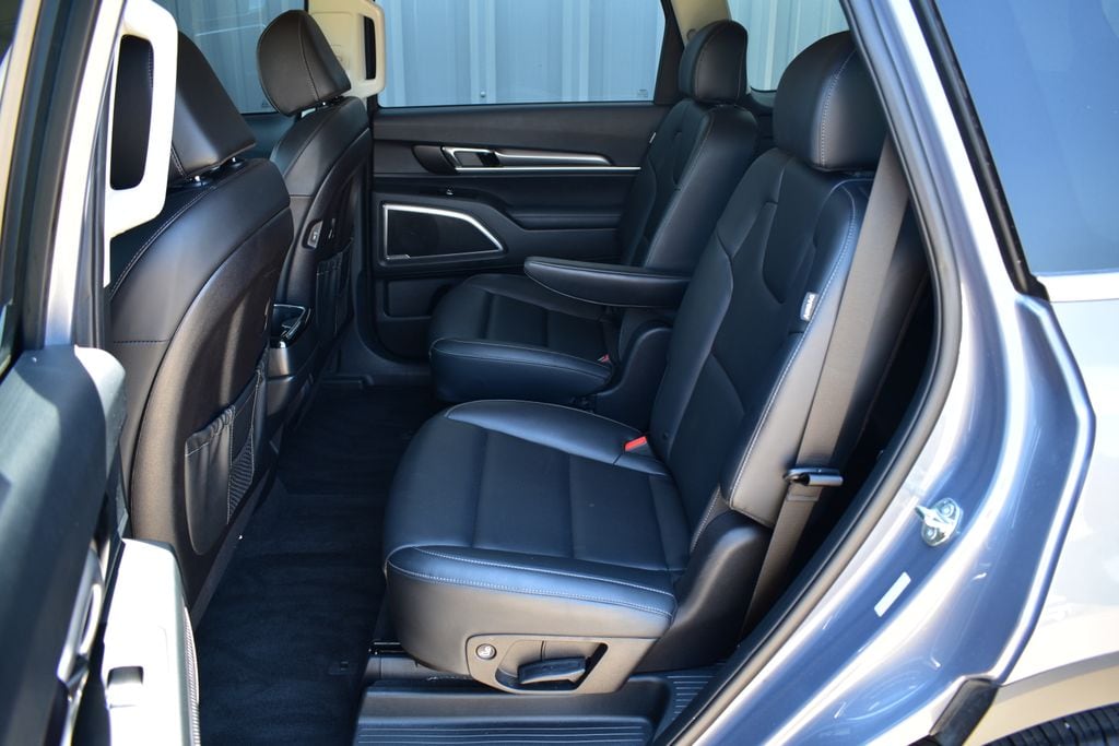 2025 Kia Telluride S - Photo 20