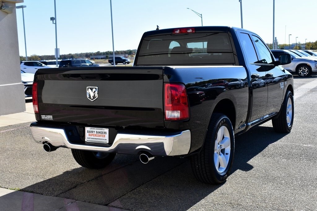 2024 Ram 1500 Classic Tradesman photo 3