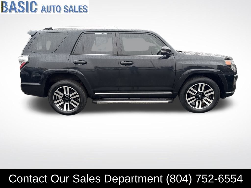 2016 Toyota 4Runner Limited's photo