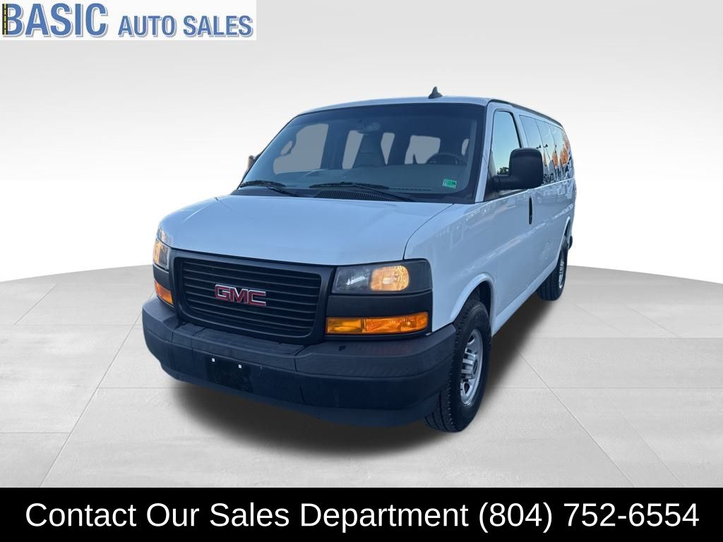 2018 GMC Savana Passenger LS's photo