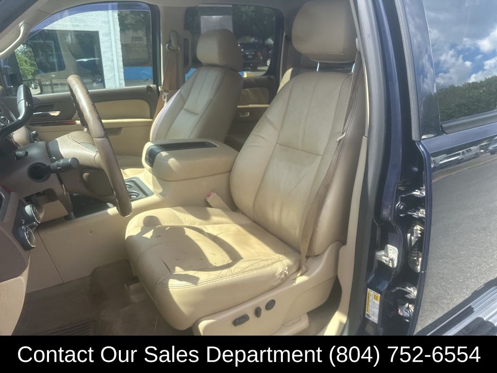 2010 Chevrolet Silverado 2500HD LTZ - Photo 12