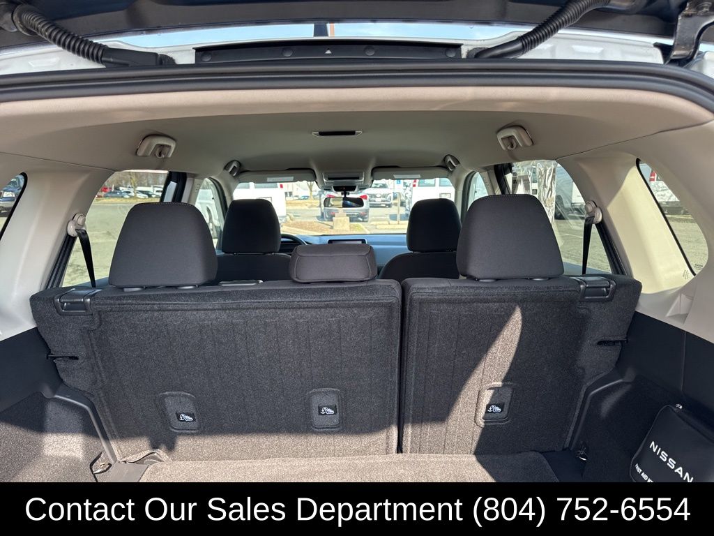 2025 Nissan Rogue S - Photo 14
