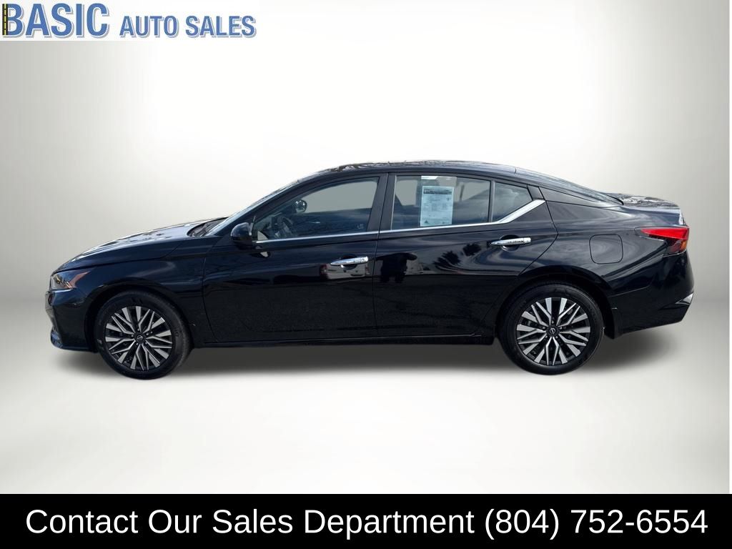 2024 Nissan Altima SV