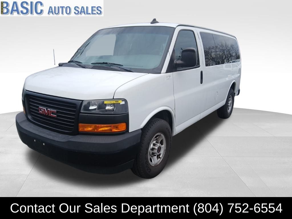 2019 GMC Savana Passenger LS's photo