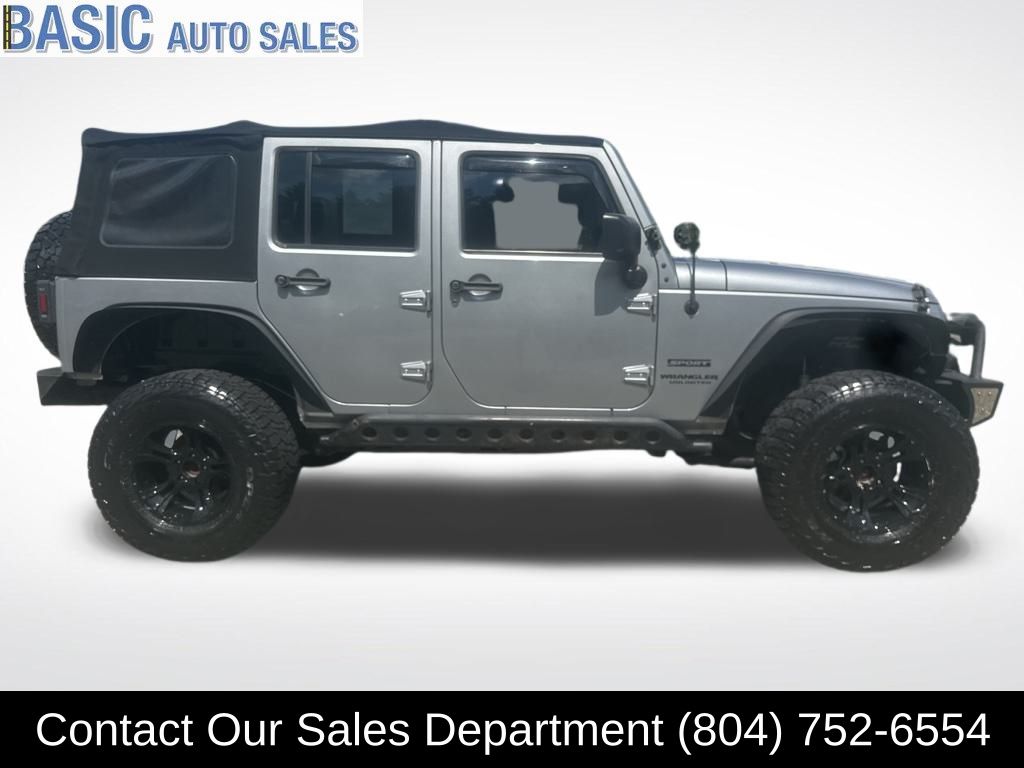 2017 Jeep Wrangler Unlimited Sport photo 4