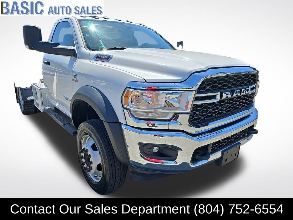 2019 Ram 5500 photo 3