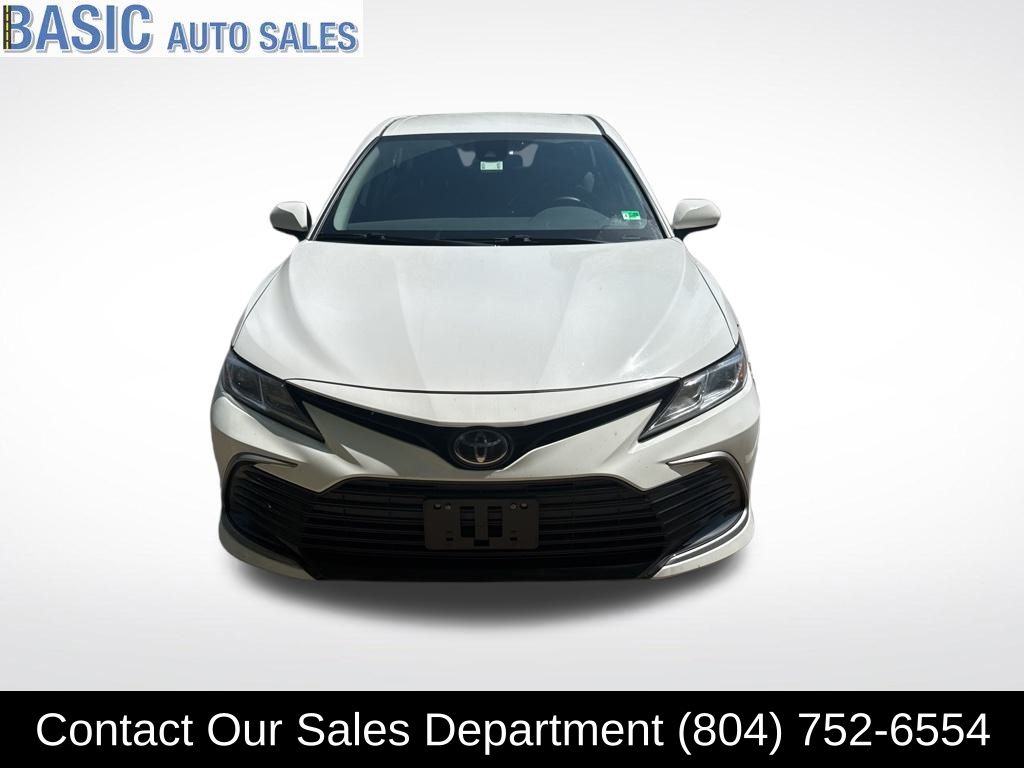 2024 Toyota Camry LE photo 2