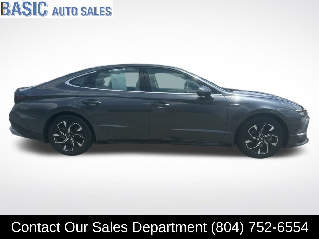 2025 Hyundai Sonata SEL's photo
