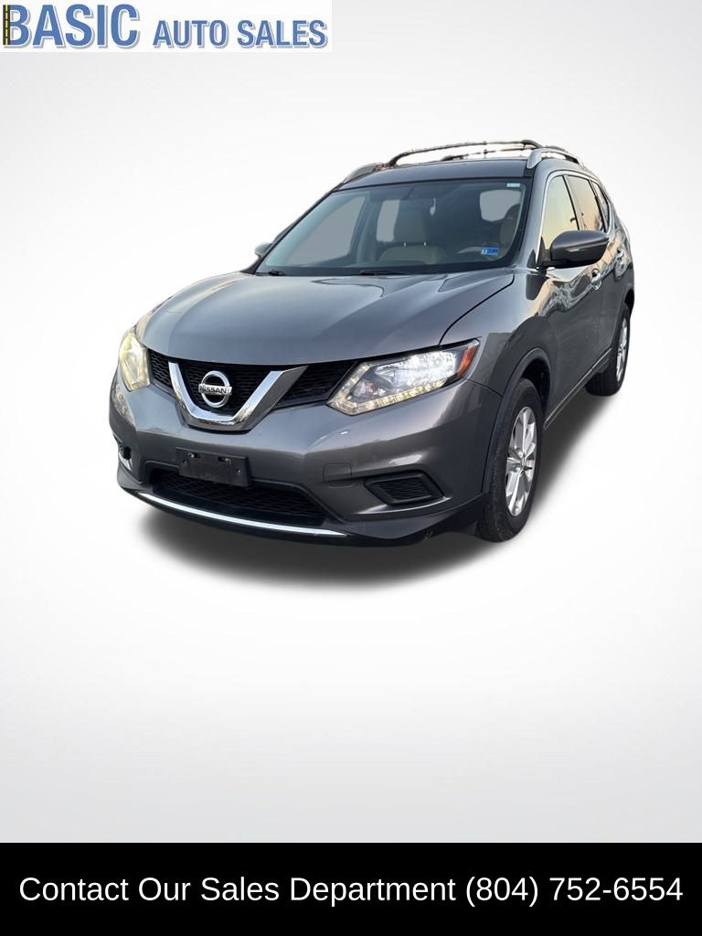 2014 Nissan Rogue SV's photo