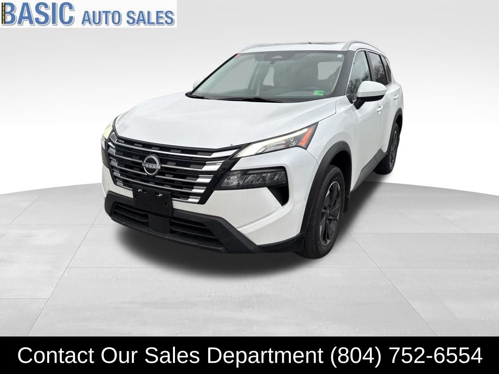 2024 Nissan Rogue SV's photo
