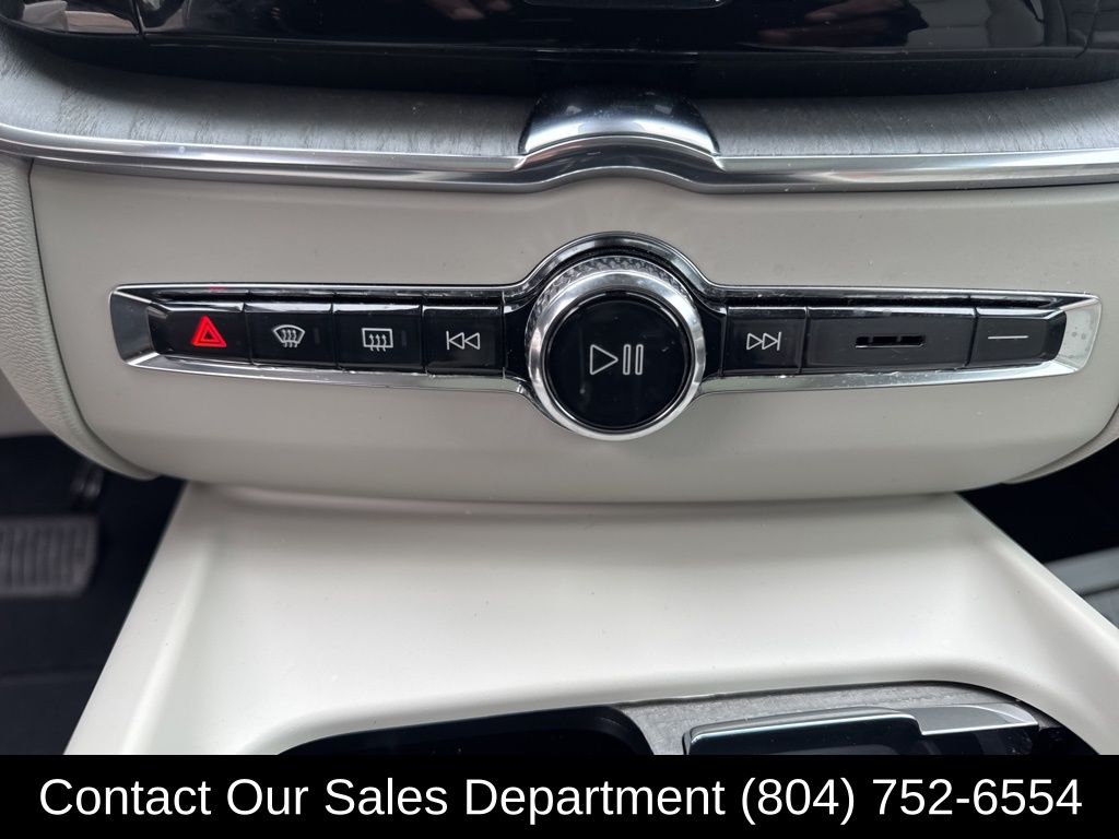 2023 Volvo XC60 Plus - Photo 24