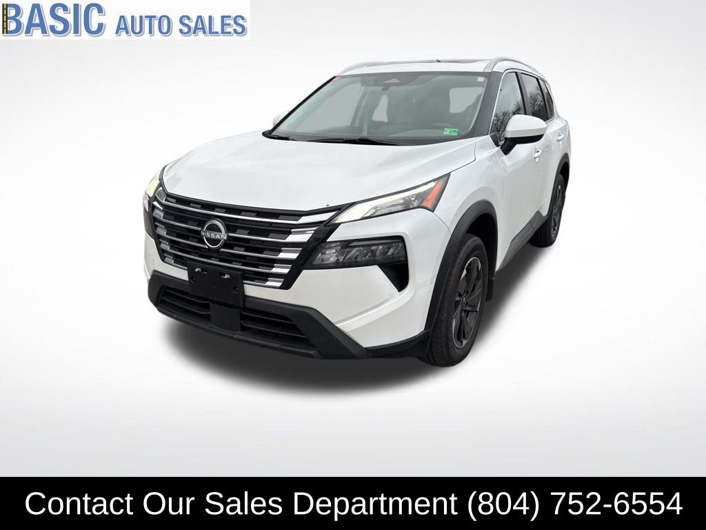 2024 Nissan Rogue SV's photo