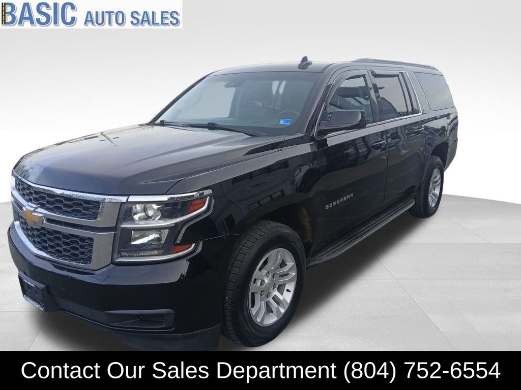2018 Chevrolet Suburban LT's photo