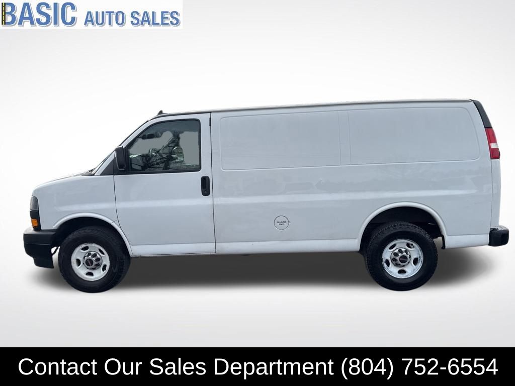2018 GMC Savana Cargo Work Van's photo