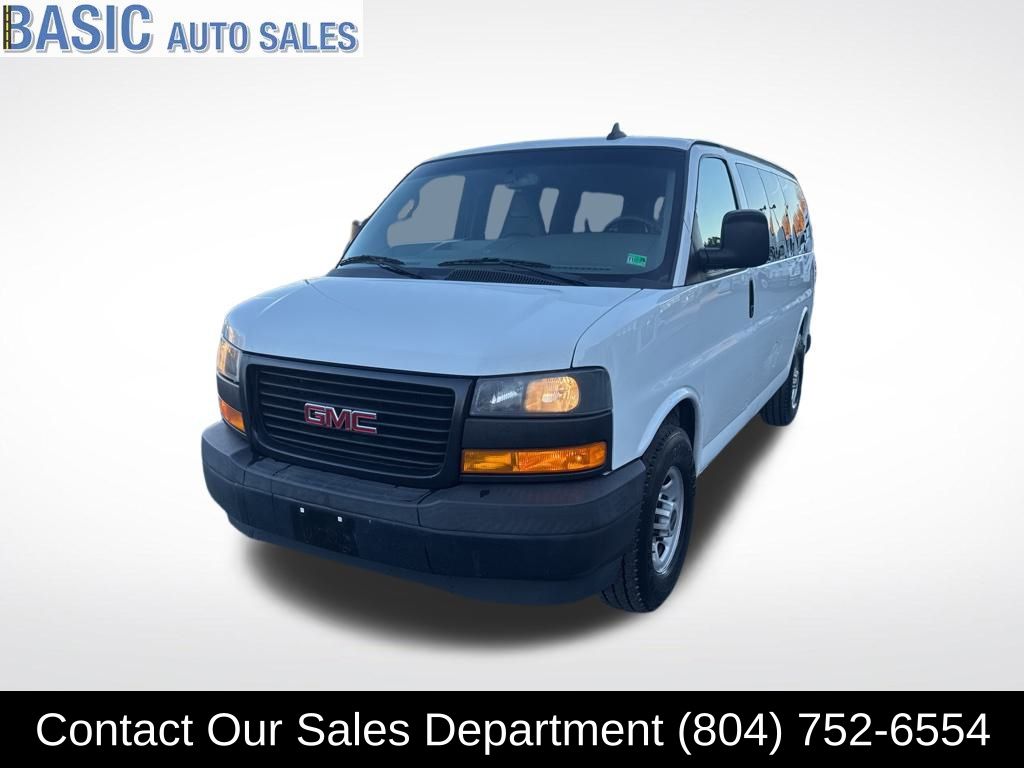 2018 GMC Savana Passenger LS's photo