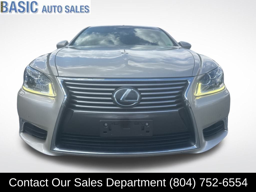 2016 Lexus LS 460 photo 2