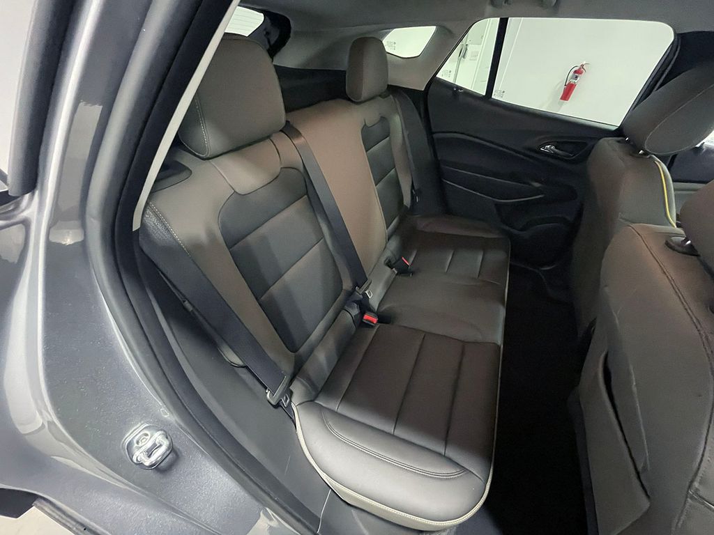 2025 Chevrolet Trax Activ - Photo 21