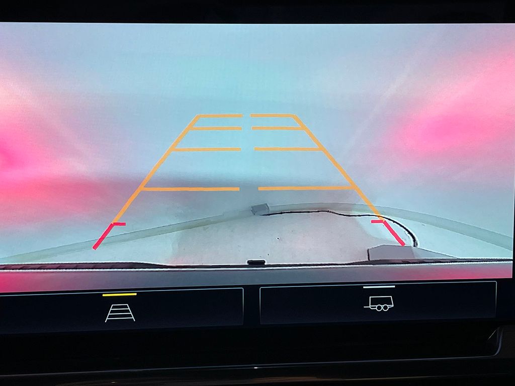 2023 Chevrolet Silverado 1500 RST photo 2