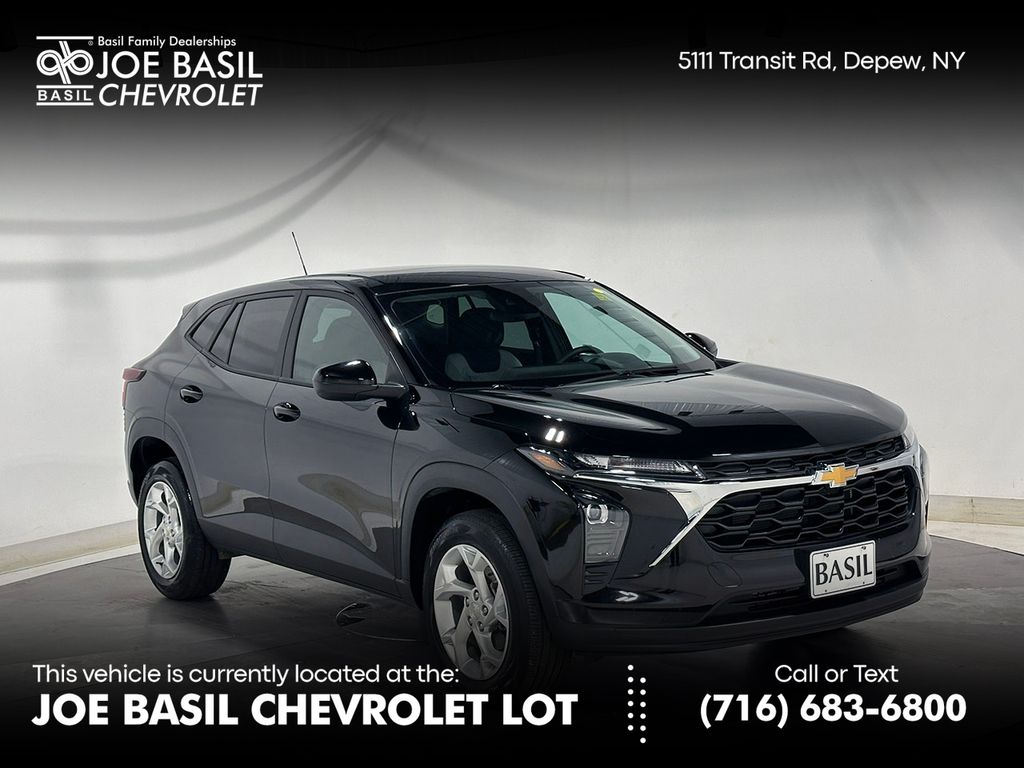 2024 Chevrolet Trax LS
