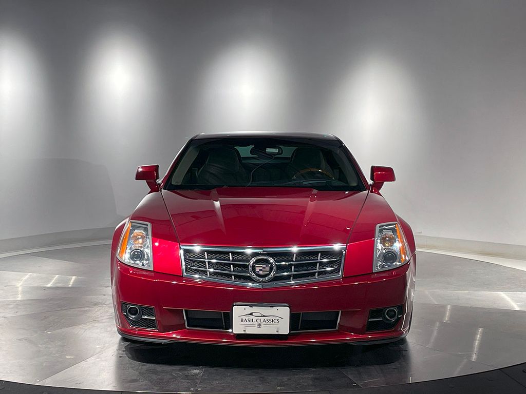 2009 Cadillac XLR Platinum photo 3