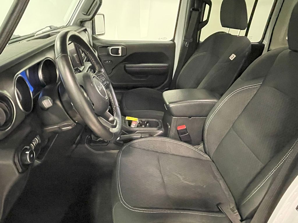 2021 Jeep Wrangler Unlimited Sport photo 2