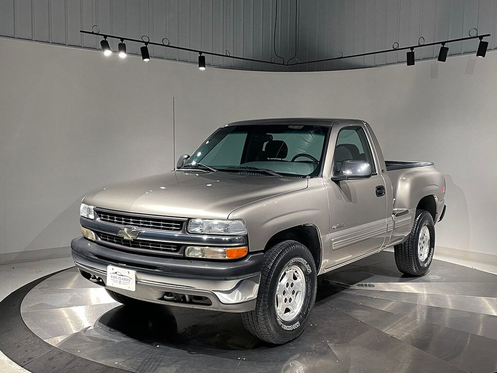 Used 2000 Chevrolet Silverado 1500 LS Truck