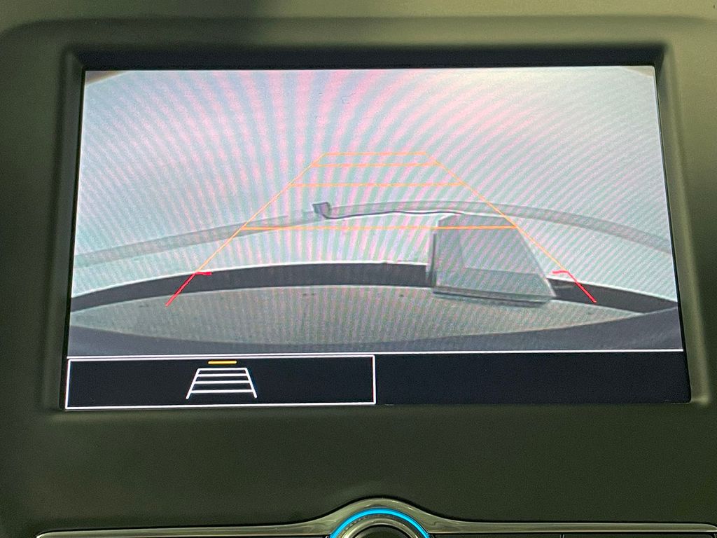 2024 Chevrolet Equinox LS photo 3