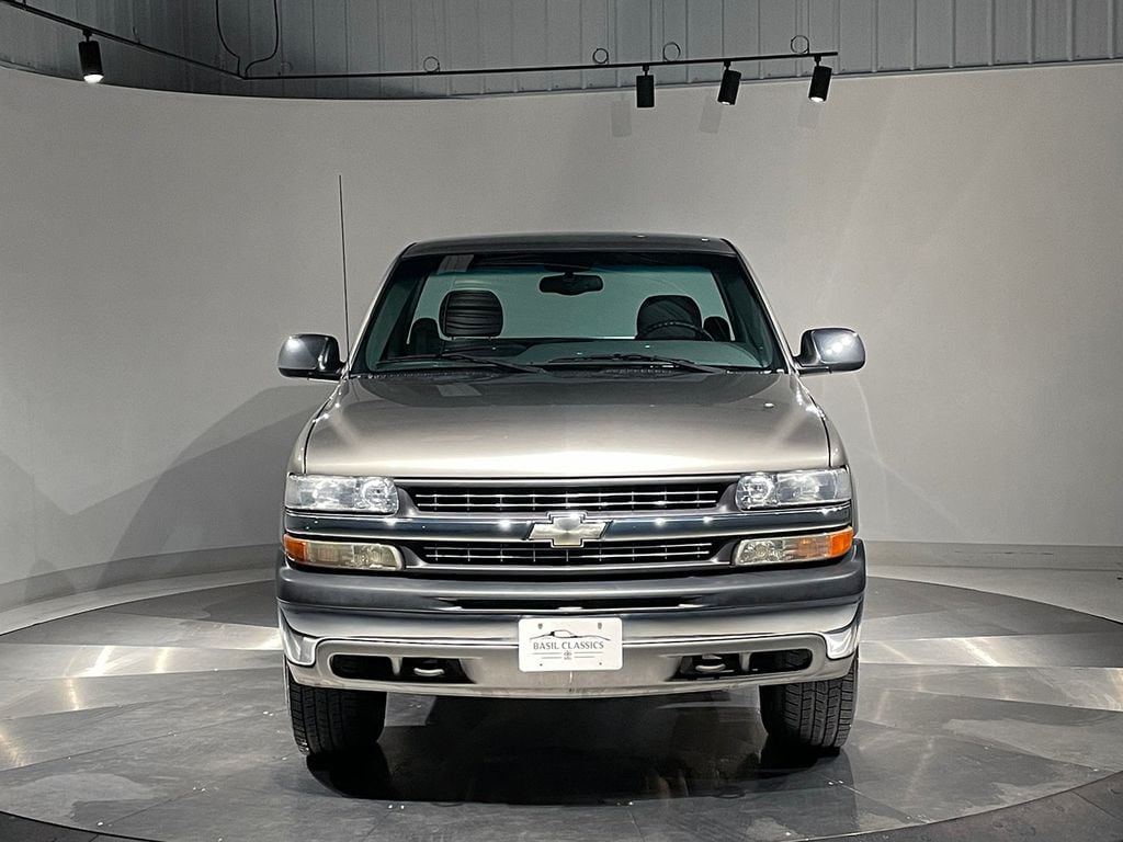Used 2000 Chevrolet Silverado 1500 LS Truck
