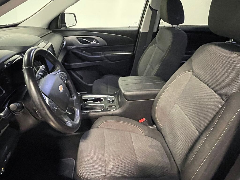 Used 2018 Chevrolet Traverse LT SUV