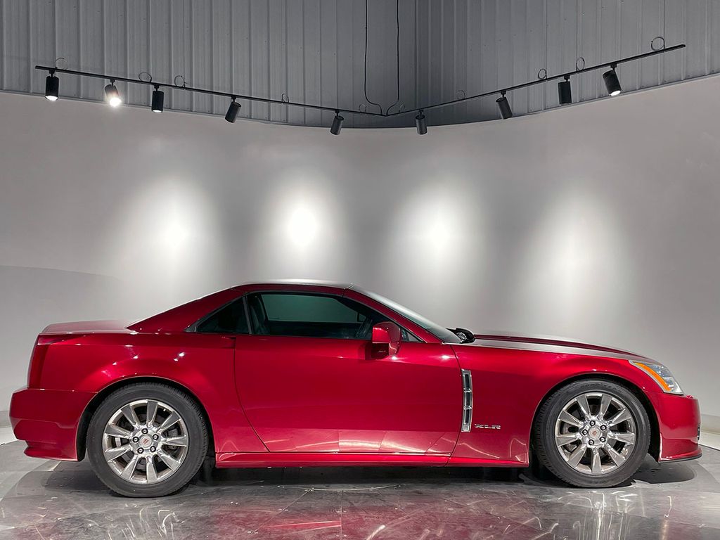 2009 Cadillac XLR Platinum photo 4