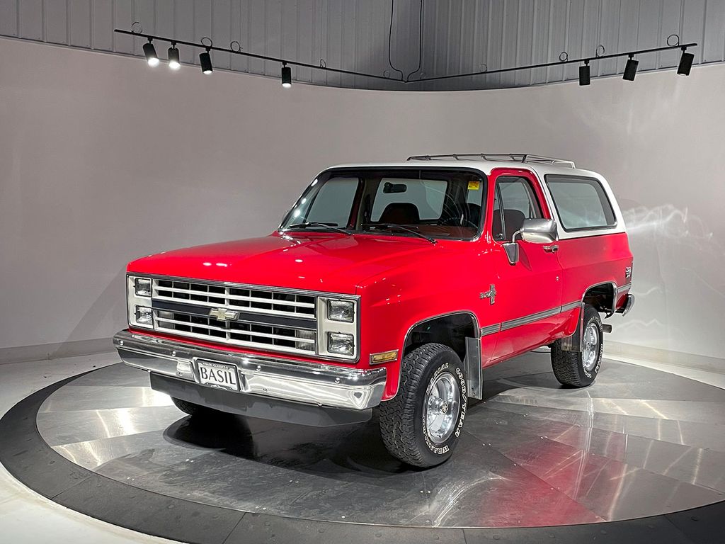 1987 Chevrolet Blazer Base photo 2