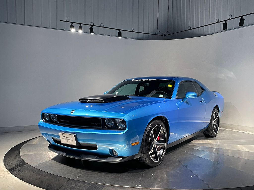 2010 Dodge Challenger SRT8 photo 2