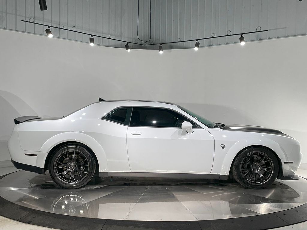 2020 Dodge Challenger SRT8 Hellcat Widebody photo 4