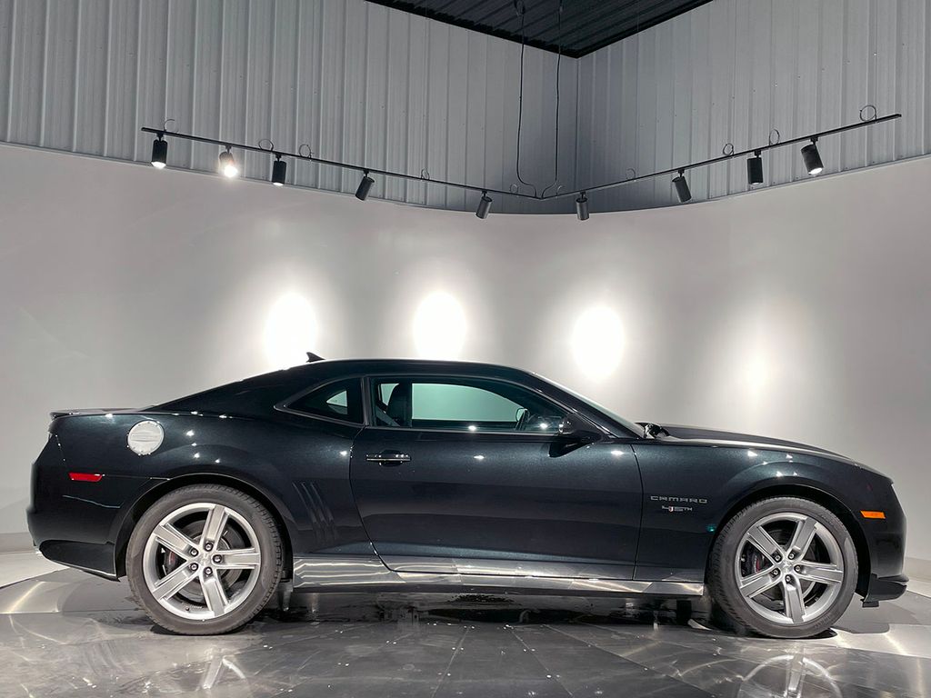 2012 Chevrolet Camaro SS photo 4