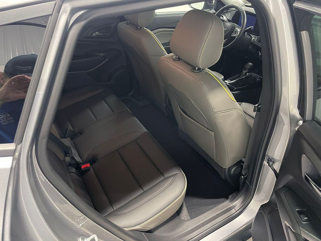 2025 Chevrolet Trax Activ - Photo 20