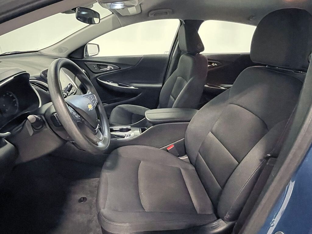 Used 2025 Chevrolet Malibu LT Sedan