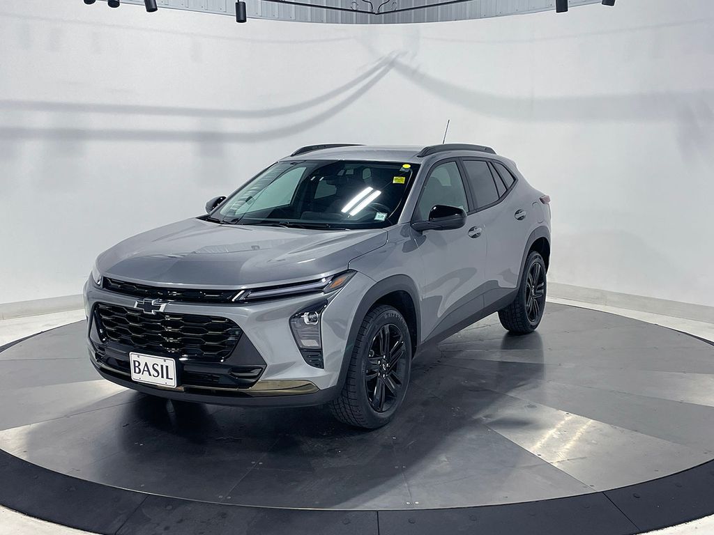 2025 Chevrolet Trax Activ - Photo 8