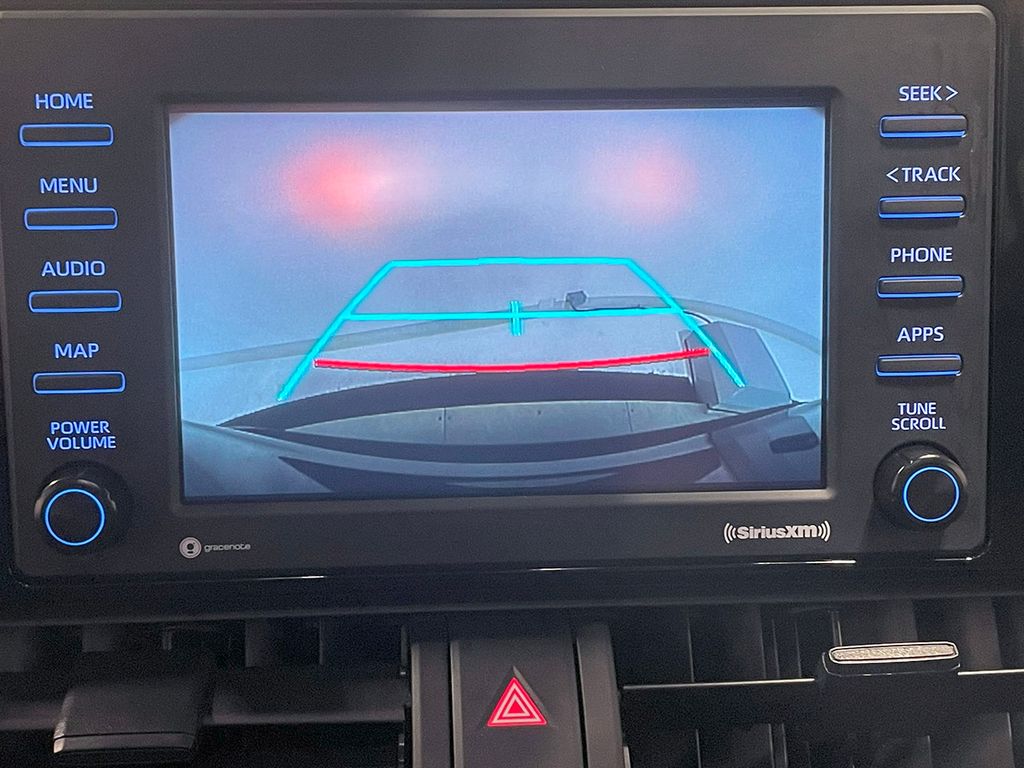 2022 Toyota RAV4 XLE photo 2
