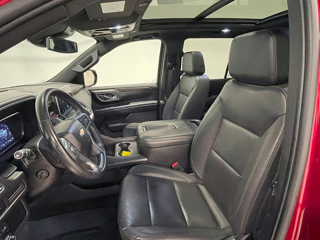 2023 Chevrolet Tahoe LT photo 2