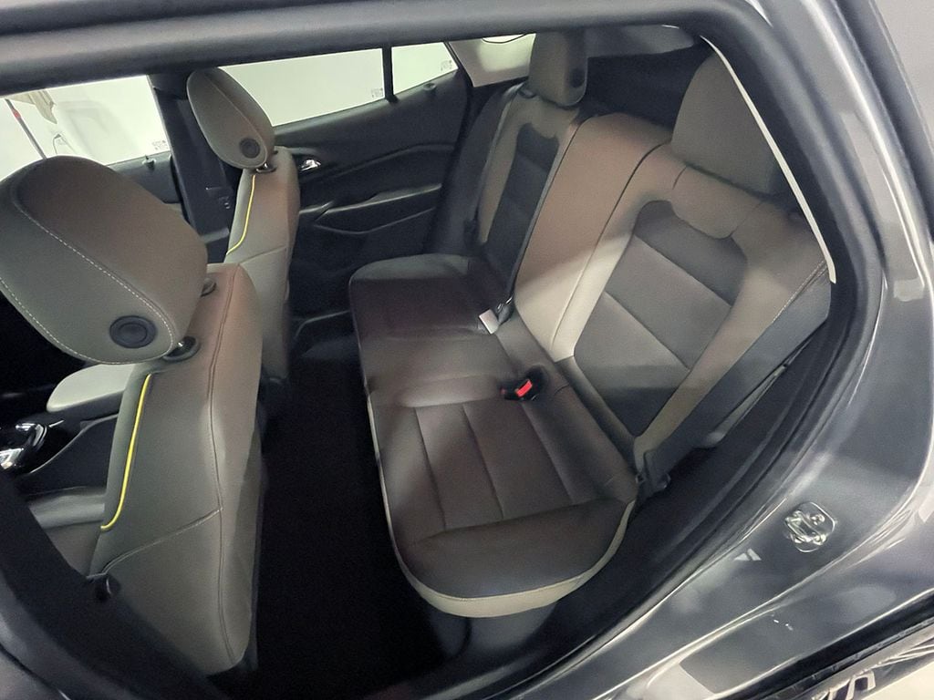 2025 Chevrolet Trax Activ - Photo 19